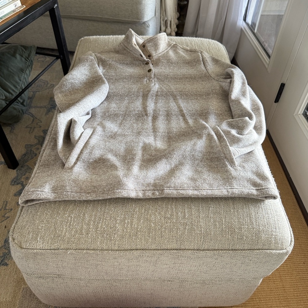 Natural Reflections Women’s Large  Light tan 1/4 Snap Fleece Pullover